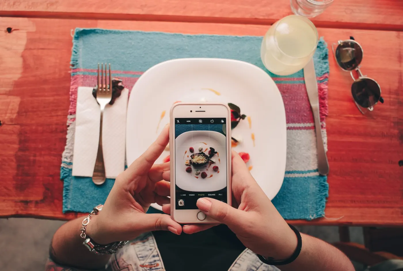 Redes Sociais Para Bares e Restaurantes: 10 Dicas de Sucesso